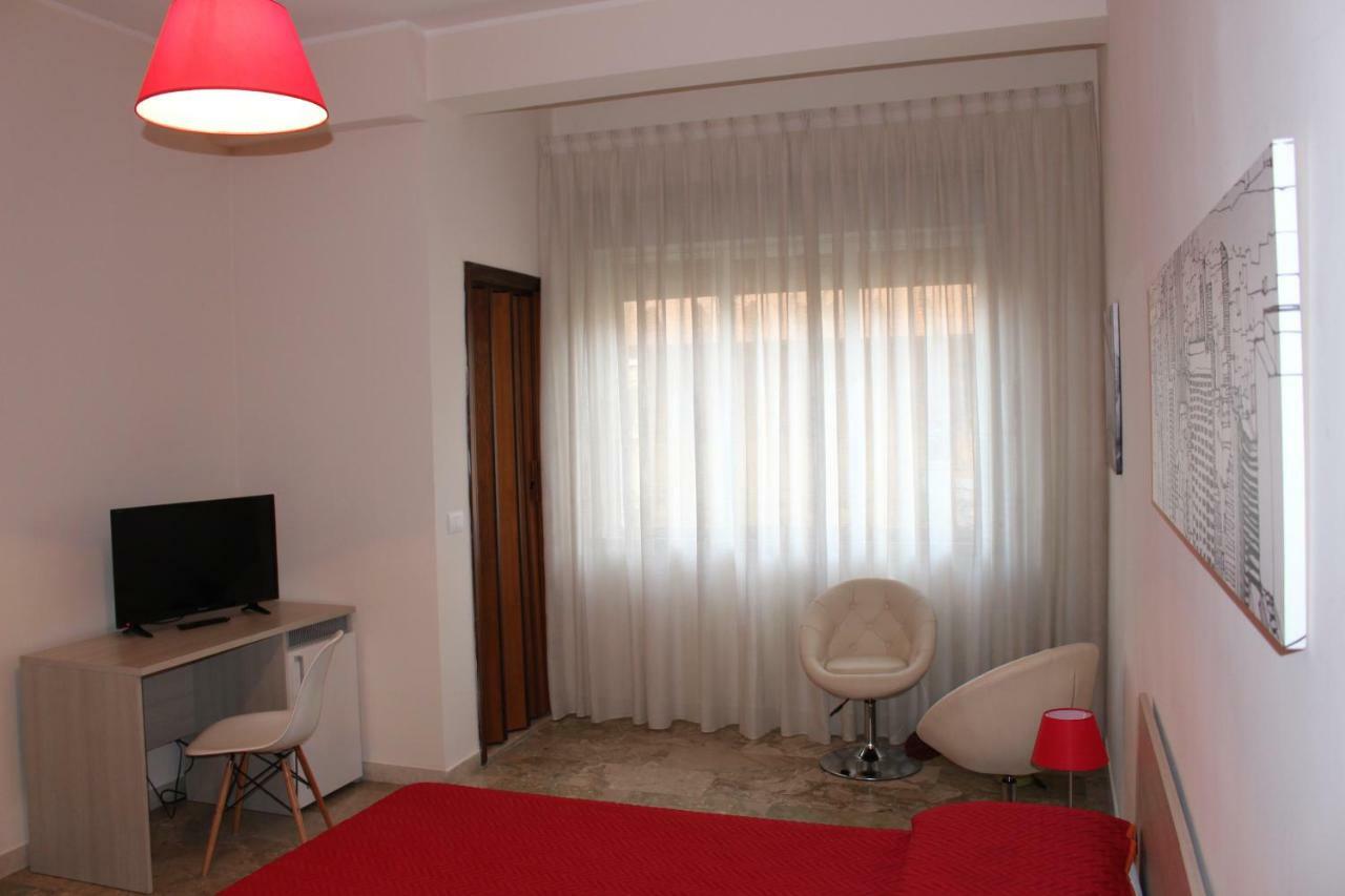 Sant'Adriana Apartment Reggio di Calabria Bagian luar foto